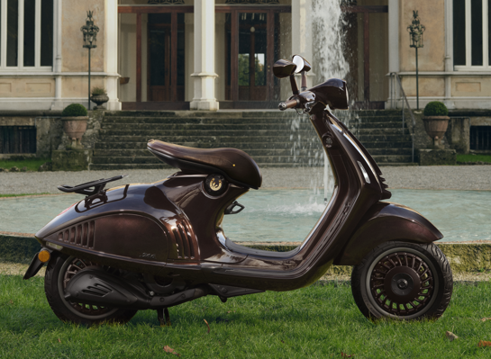 Vespa Horse FW25 07 R5 16X9 300Dpi